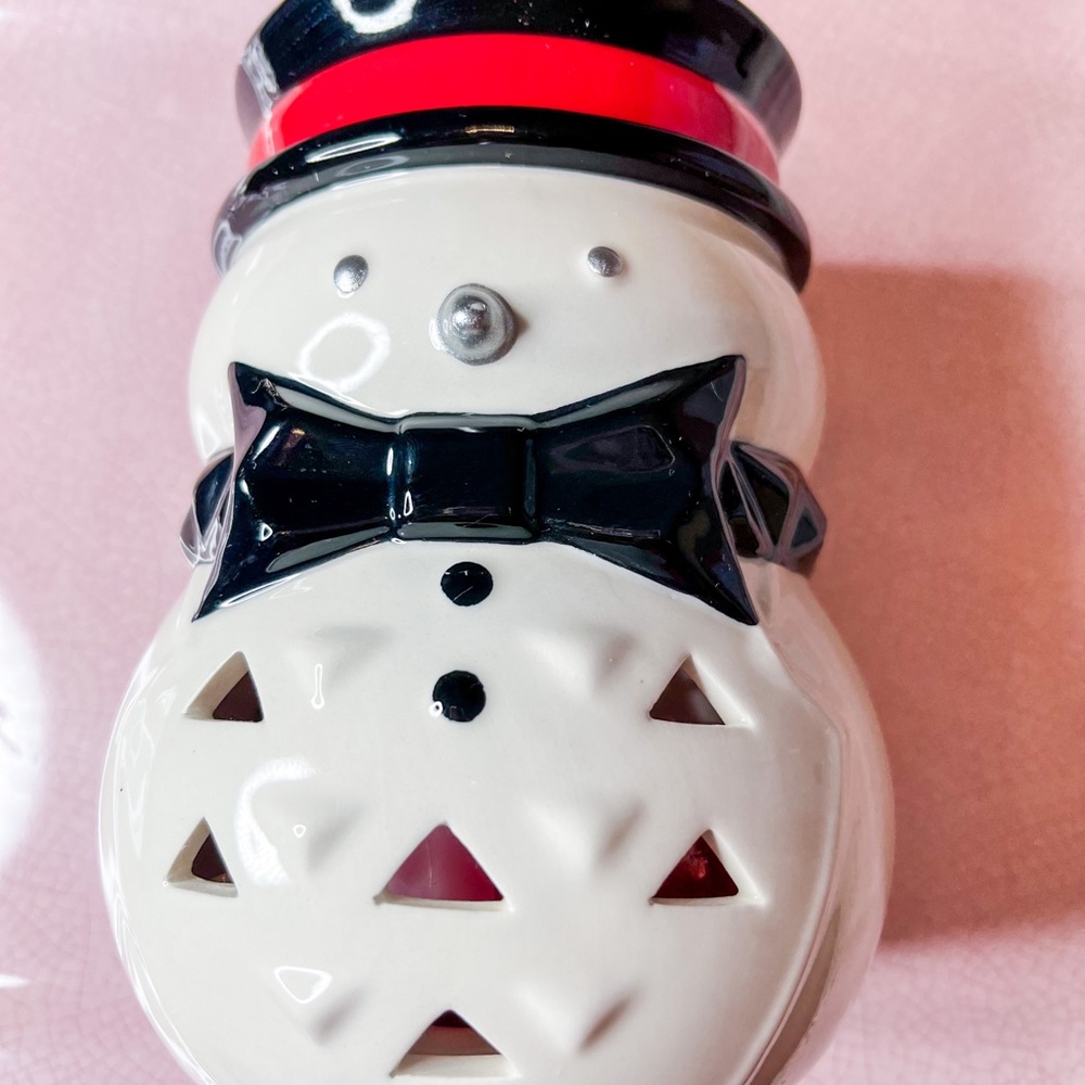 Cute snowman candle holder